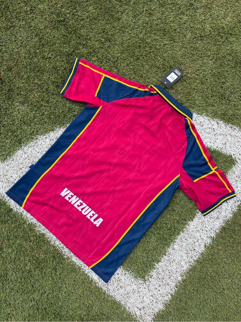 Venezuela Men's Red & Navy Soccer Jersey